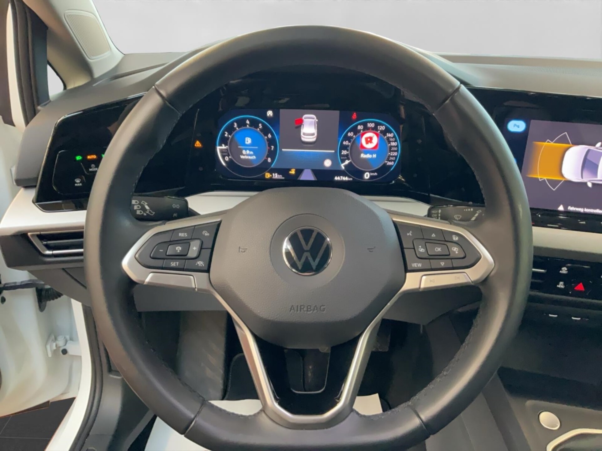 Volkswagen Golf Life