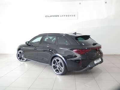 CUPRA Leon Sportstourer 1.5 eTSI DSG 110 kW (150 CV) — photo 2