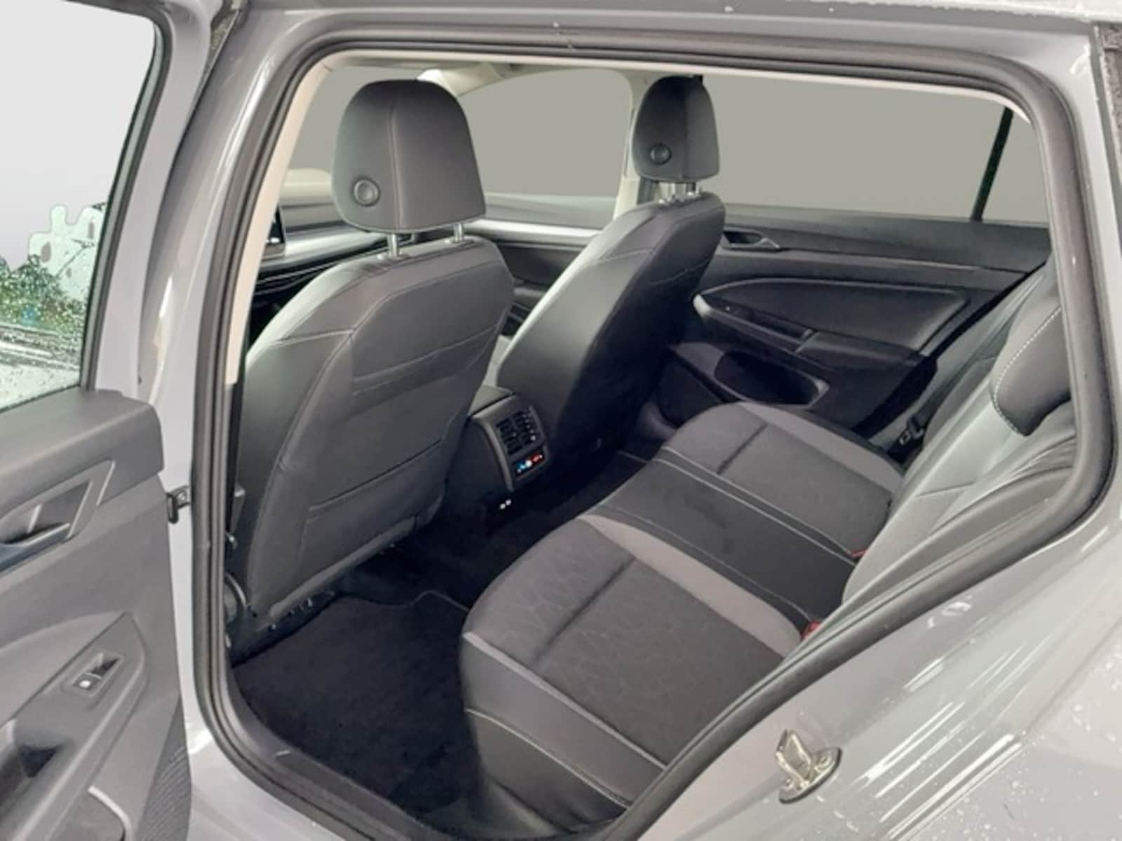 Volkswagen Golf Variant – Bild 11