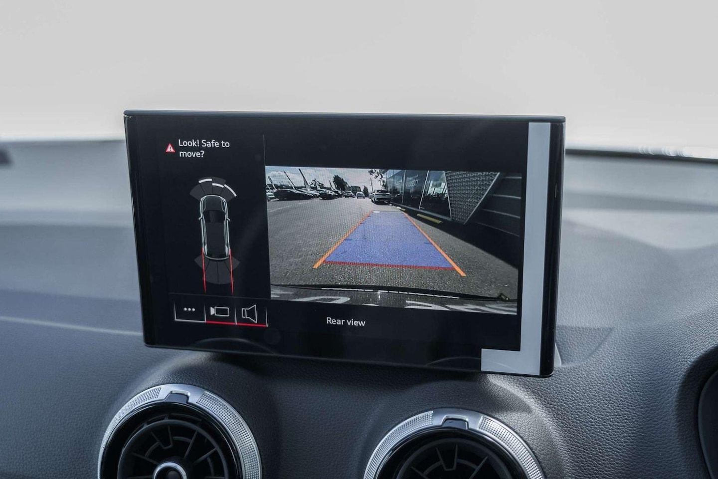 Image about Audi SQ2 TFSI quattro S tronic