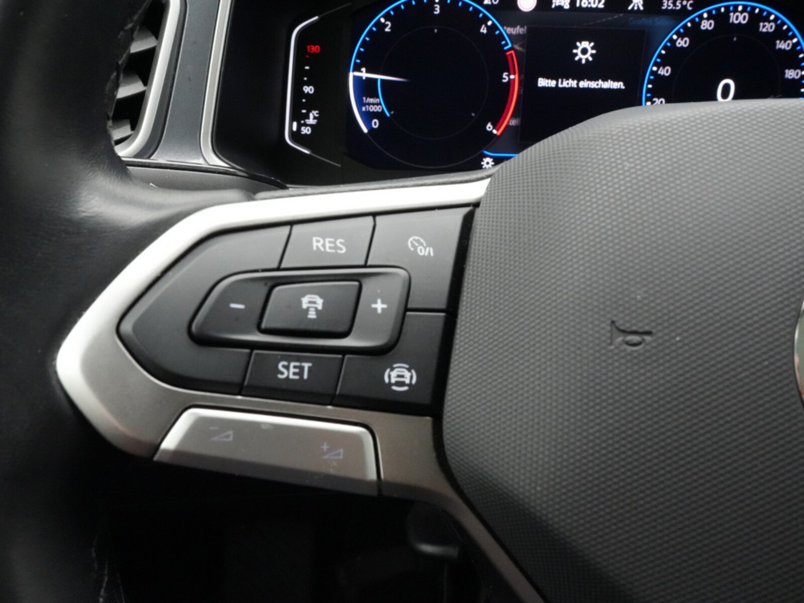 Volkswagen T-Roc – Bild 11