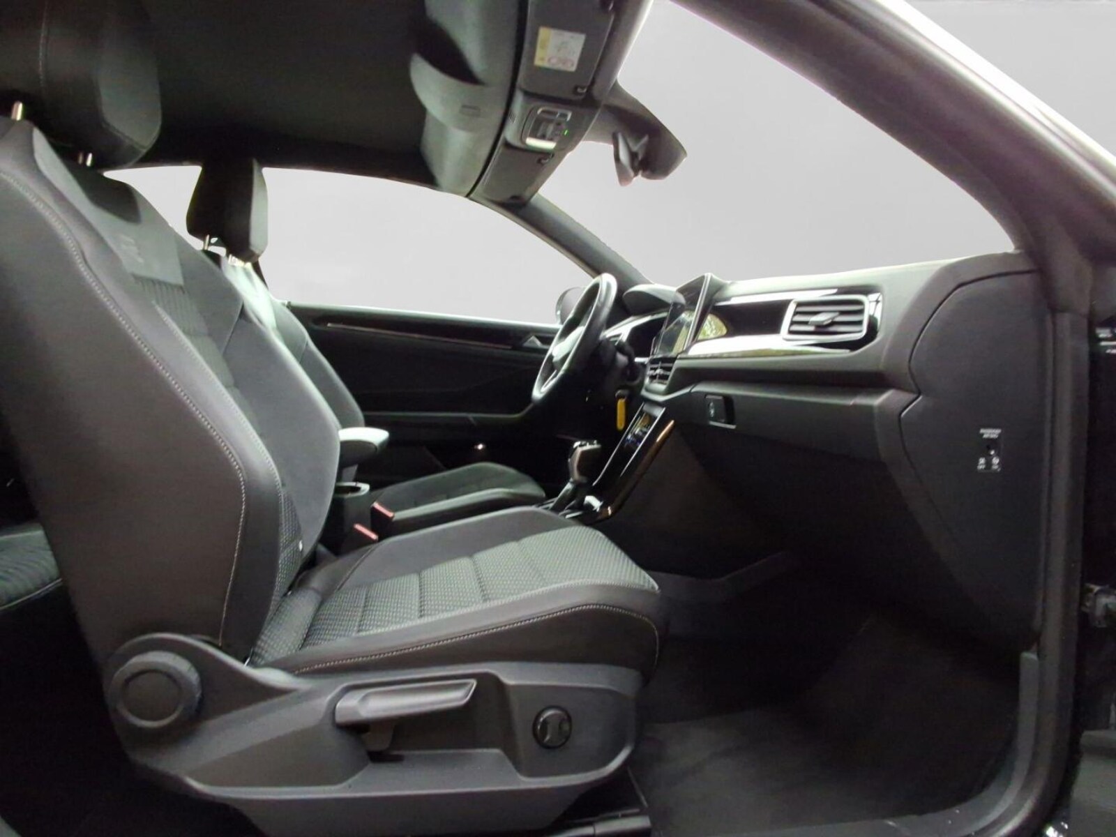 Volkswagen T-Roc Cabriolet – Bild 14