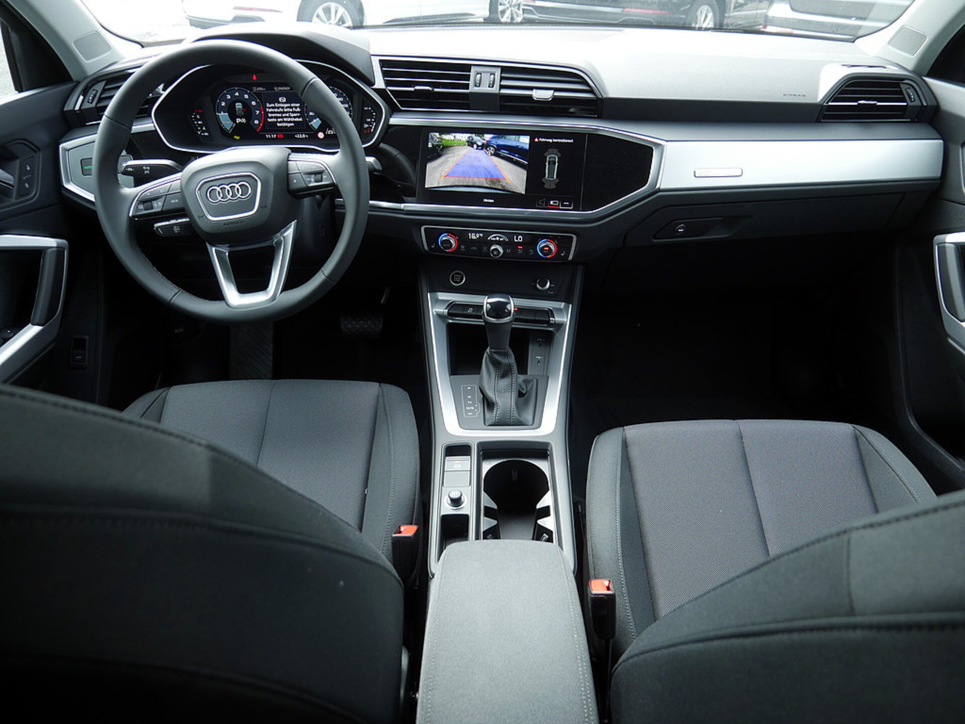 Audi Q3 SUV S line