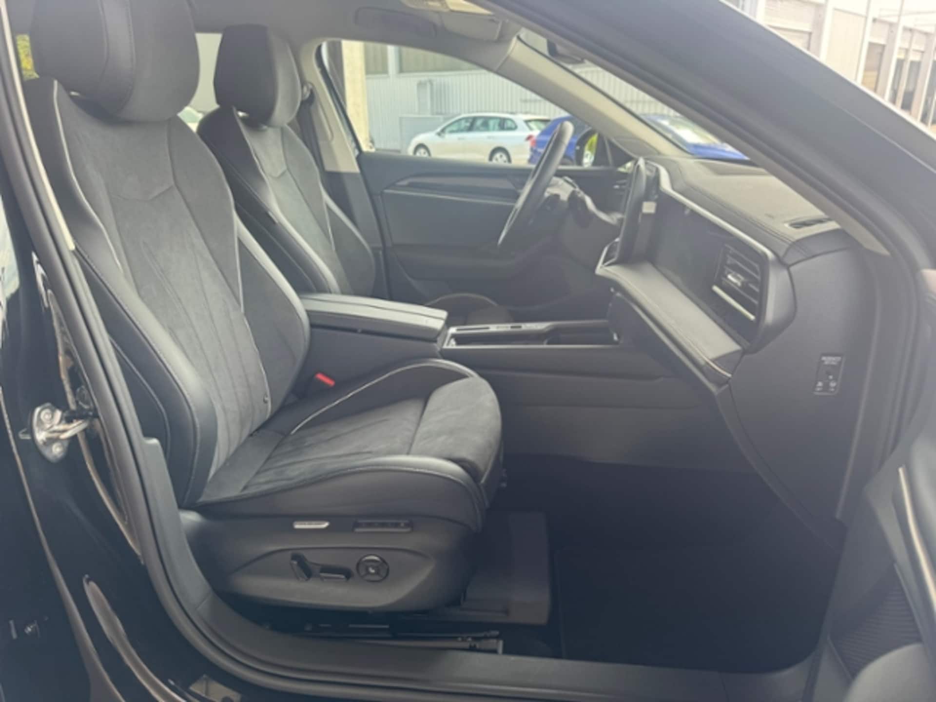 Volkswagen Passat Business