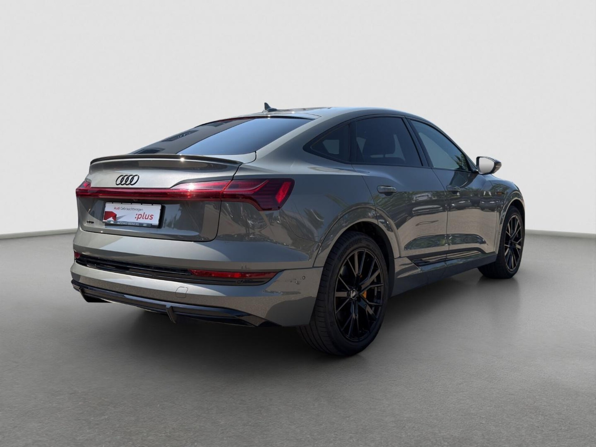 Audi e-tron Sportback S line