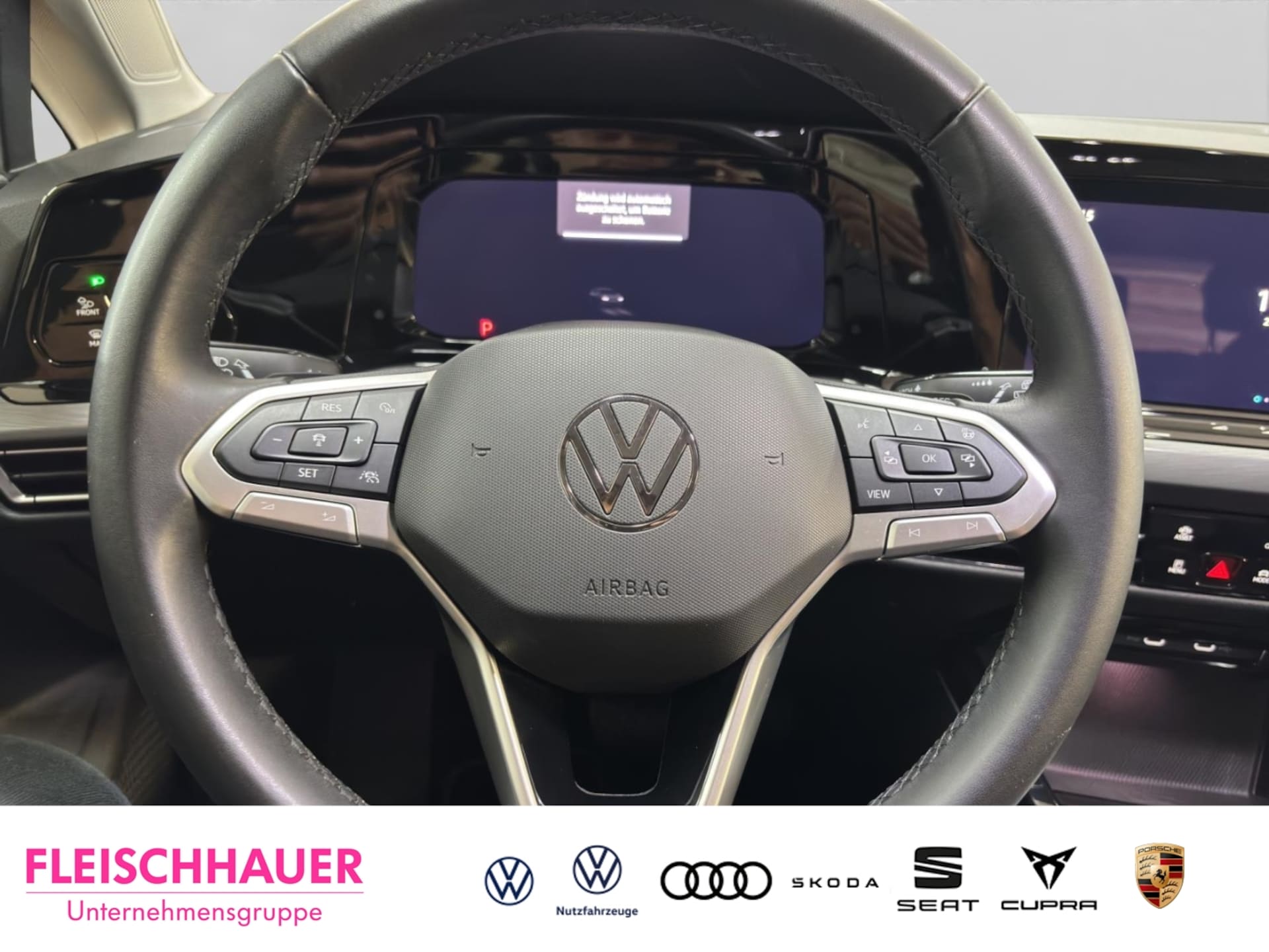 Volkswagen Golf Style