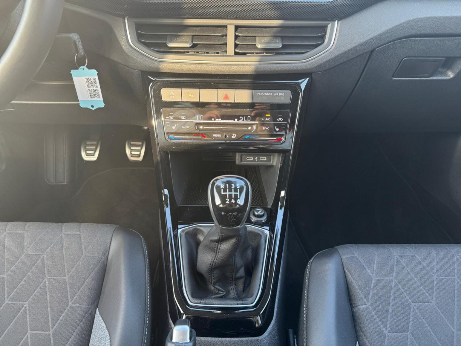 Volkswagen T-Cross – Bild 8