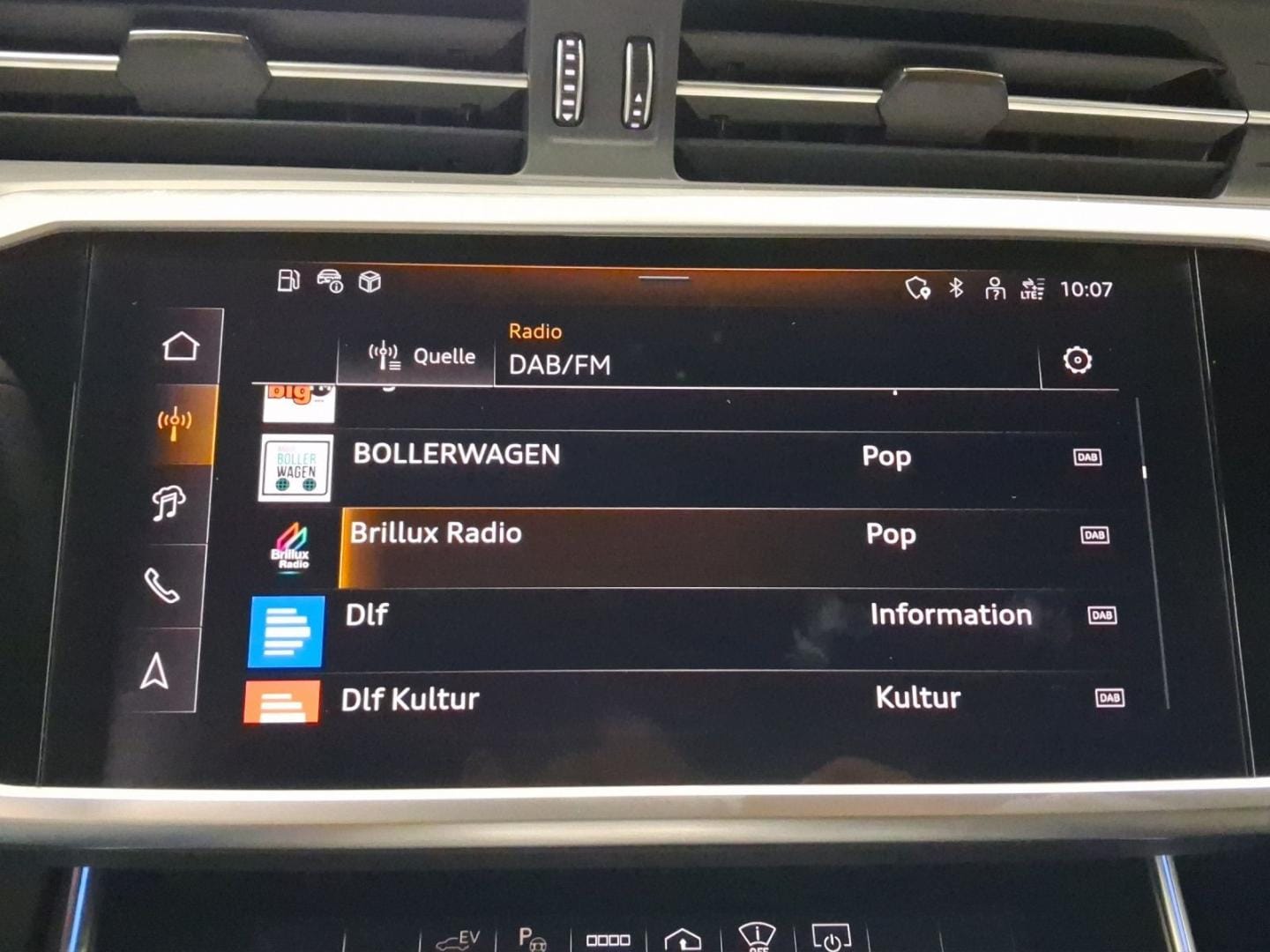 Bild über Audi A6 Avant TFSI e S line 50 TFSI e quattro S tronic - für weitere Informationen kontaktieren Sie den Audi Partner