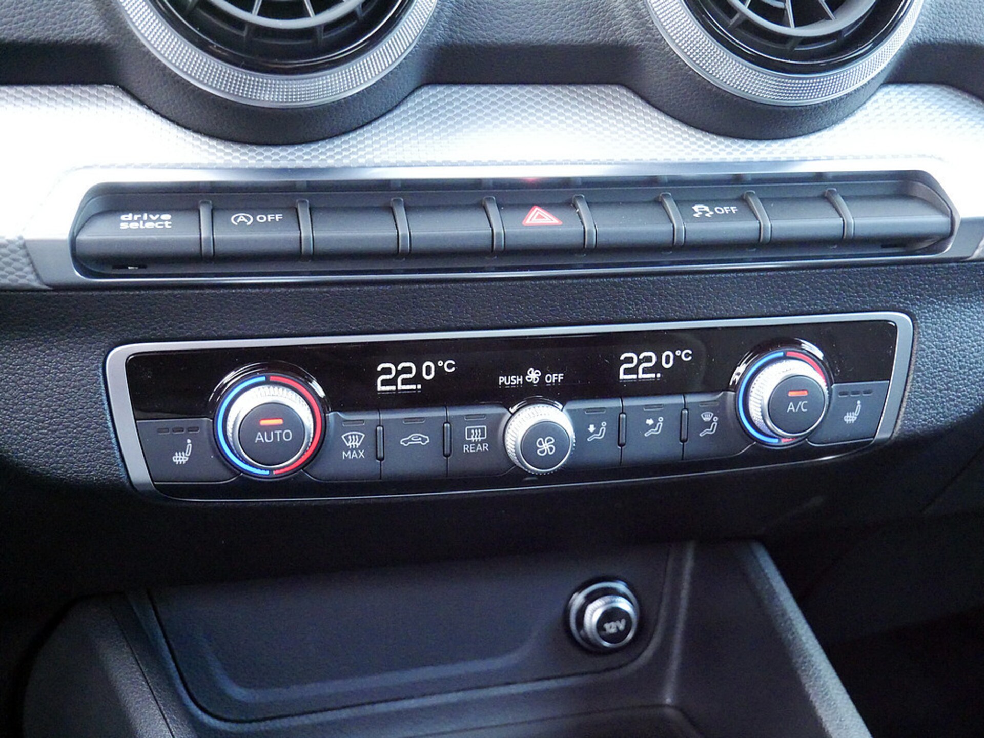 Audi Q2 S line