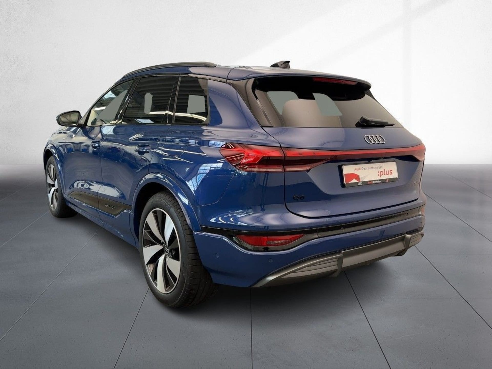 Audi Q6 SUV e-tron
