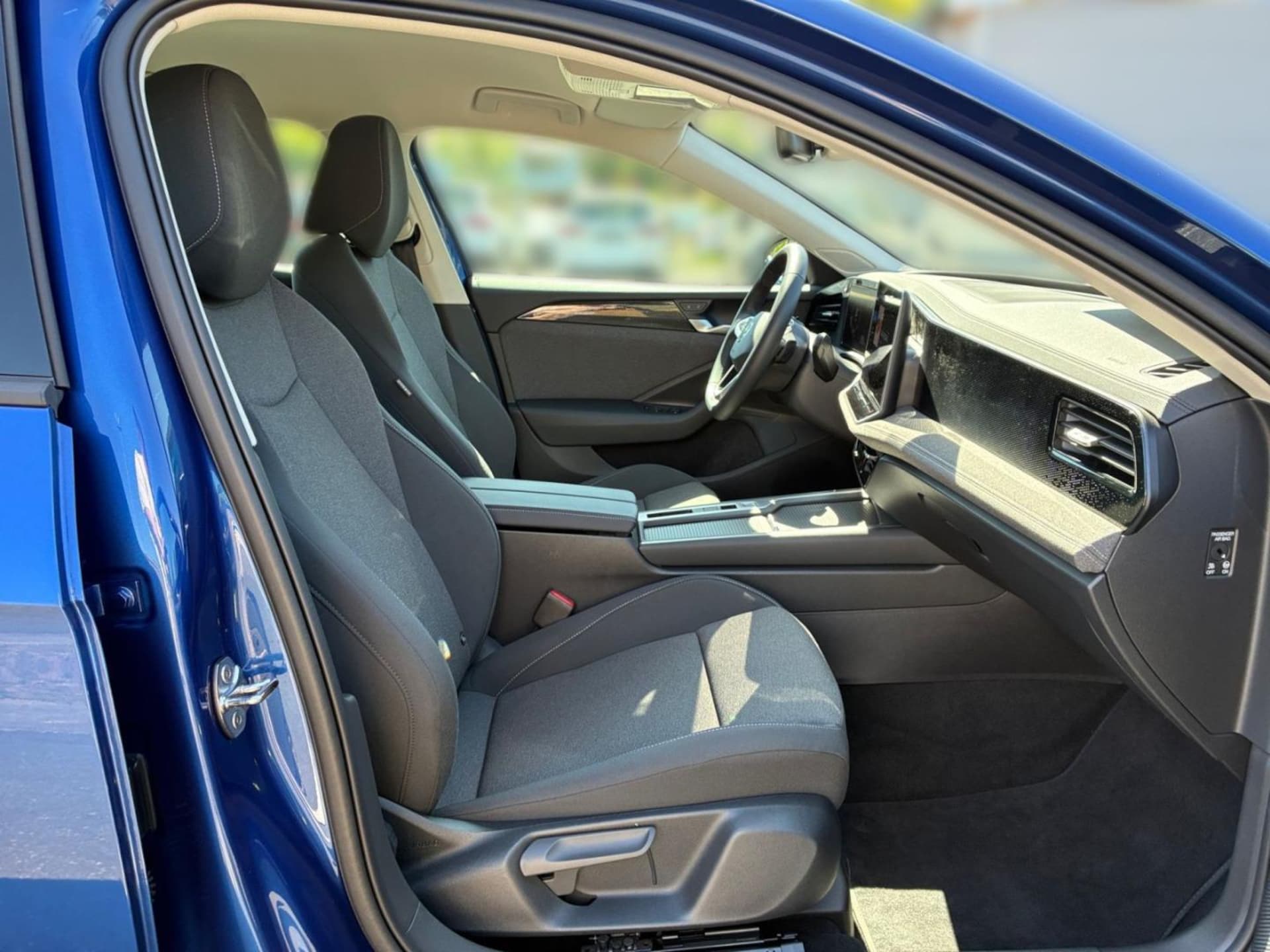 Volkswagen Passat Basis-Modell
