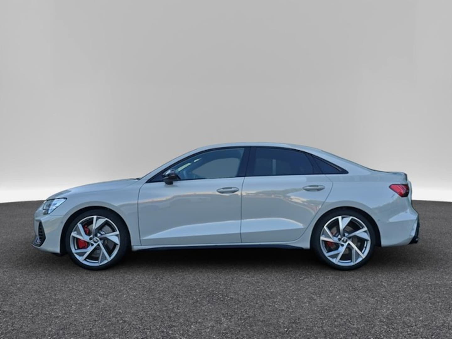Bild über Audi S3 Limousine TFSI quattro S tronic - für weitere Informationen kontaktieren Sie den Audi Partner