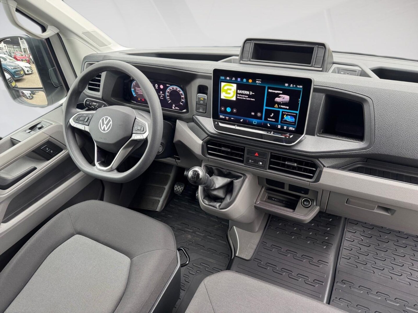 Volkswagen Crafter Kasten mittlerer Radstand – Bild 11