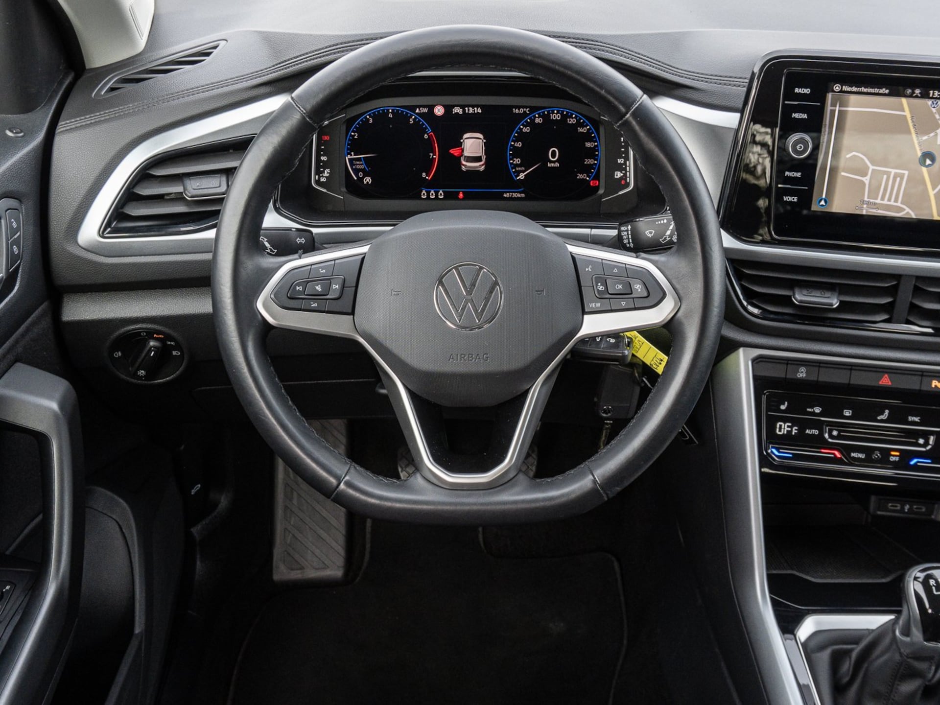 Volkswagen T-Roc Life