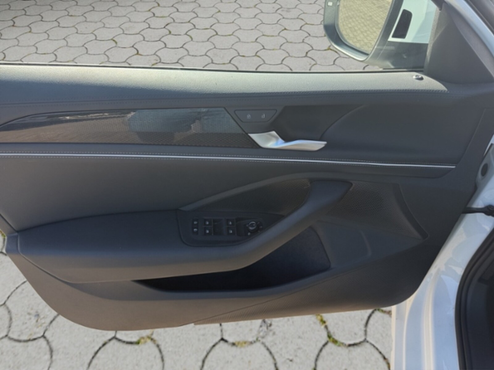 Volkswagen Passat – Bild 8