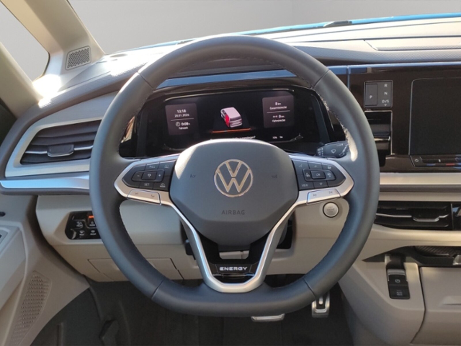 Volkswagen Multivan Langversion – Bild 11