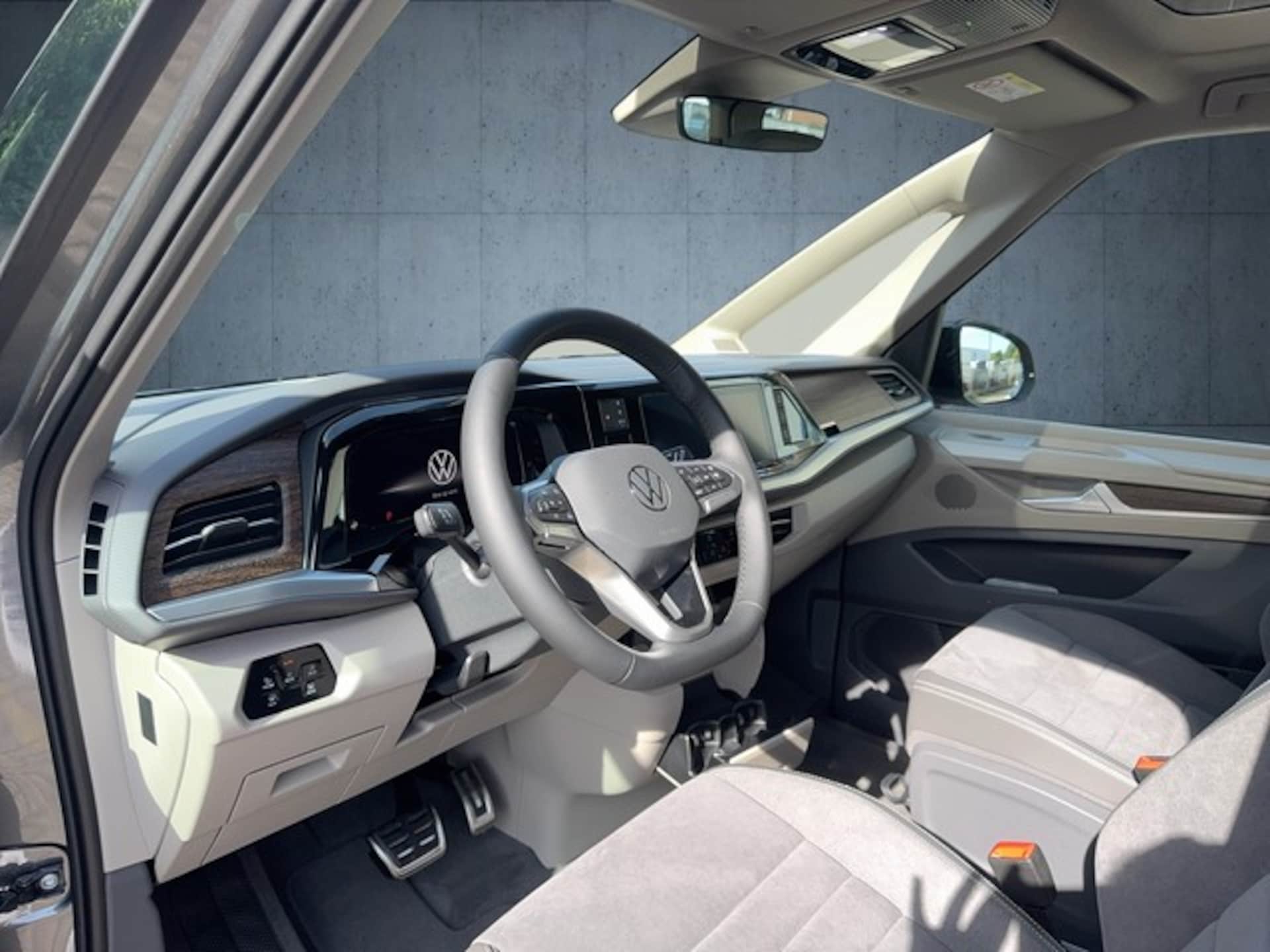 Volkswagen Multivan Langversion Style