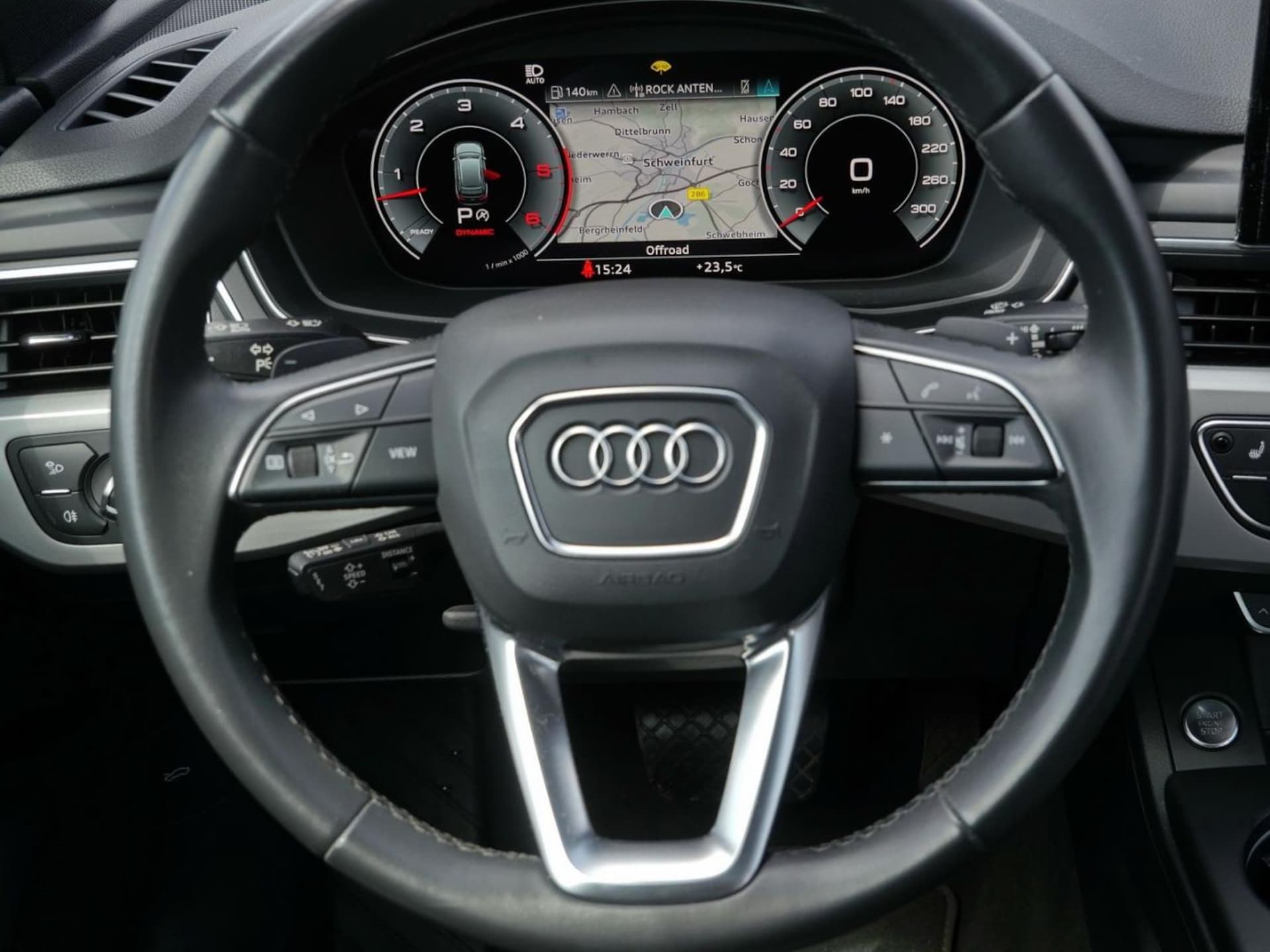Audi A4 Avant S line