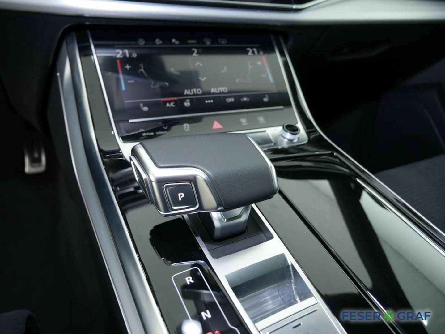 Bild über Audi Q8 SUV 50 TDI quattro tiptronic - für weitere Informationen kontaktieren Sie den Audi Partner