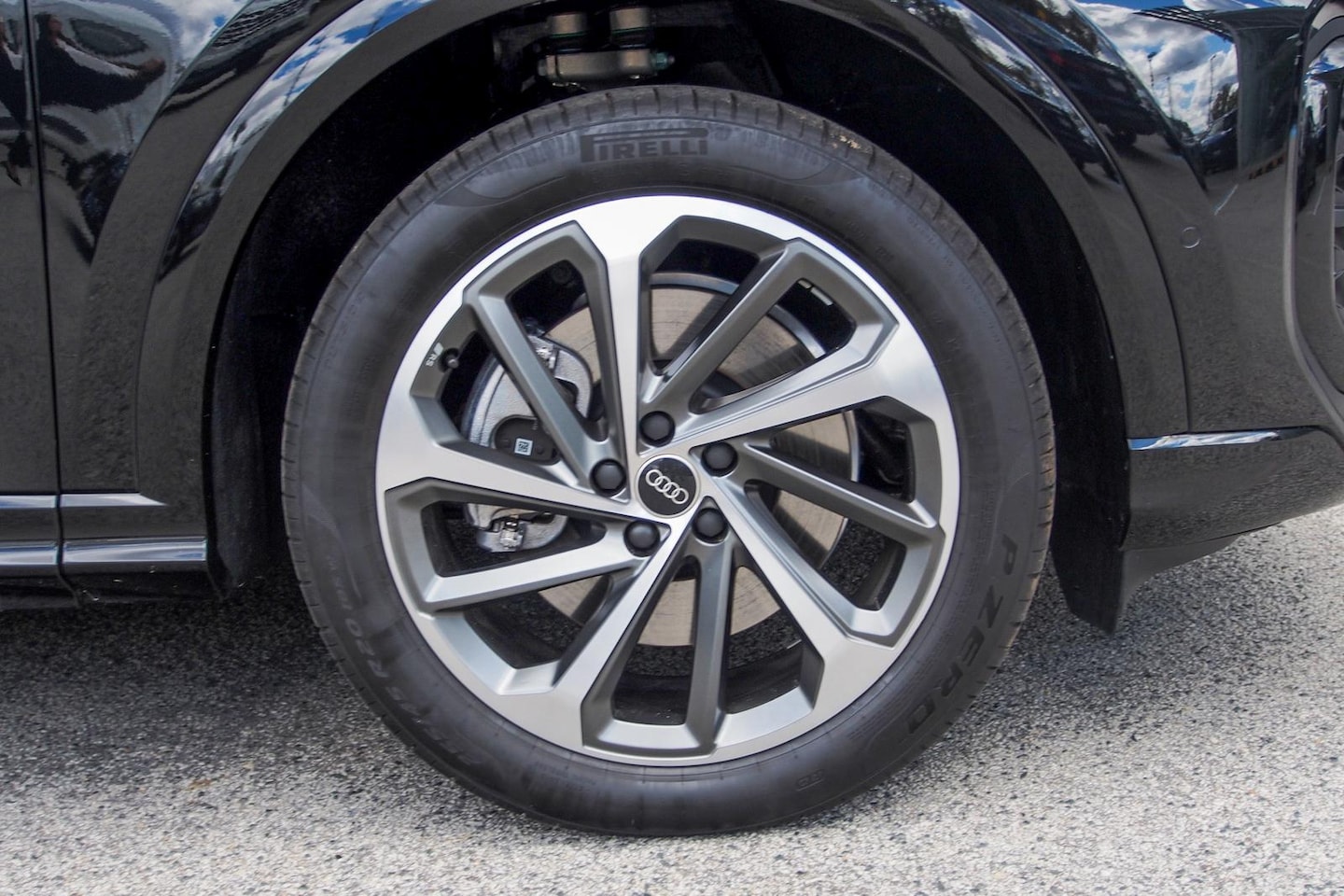 Image about Audi Q5 Sportback TDI quattro 150 kW
