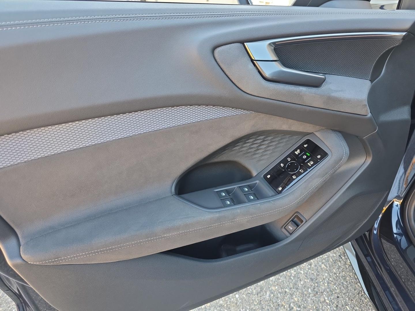 Bild über Audi A5 Avant TFSI quattro S tronic - für weitere Informationen kontaktieren Sie den Audi Partner