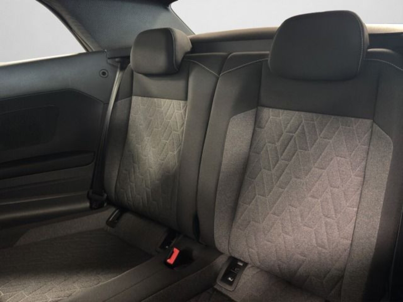 Volkswagen T-Roc Cabriolet – Bild 14