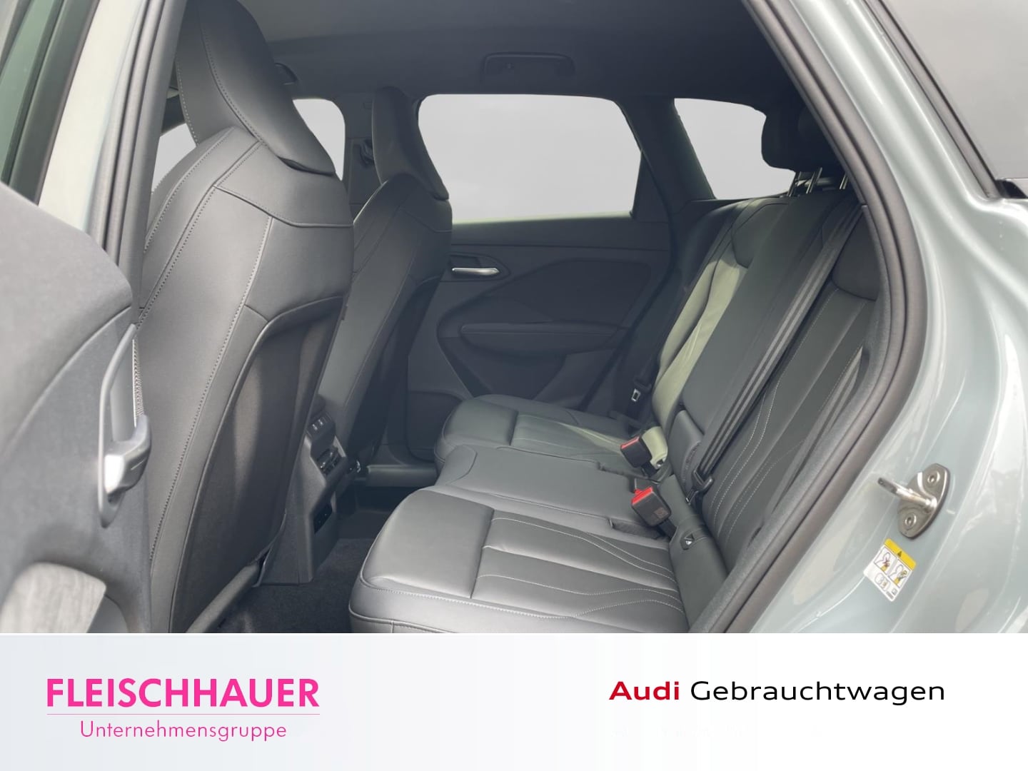 Bild über Audi Q3 SUV TFSI 110 kW S tronic - für weitere Informationen kontaktieren Sie den Audi Partner