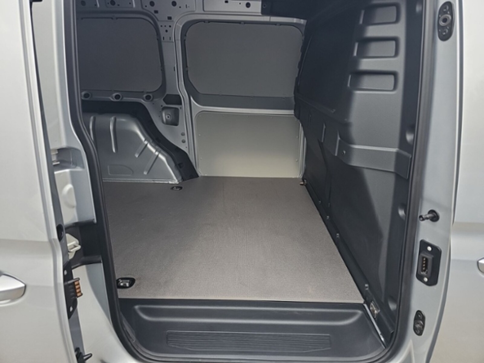 Volkswagen Caddy Maxi Cargo – Bild 19