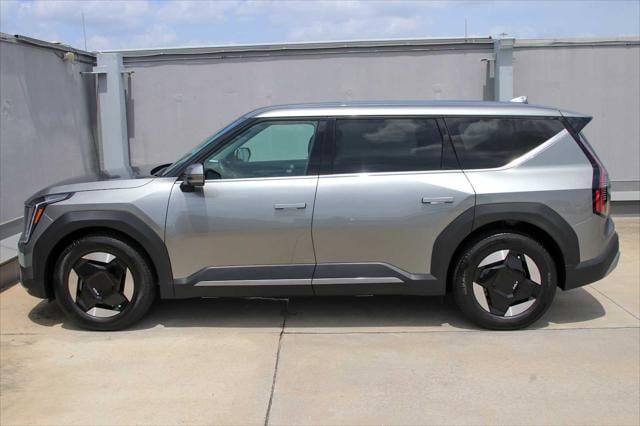 Used 2024 Kia Ev9 Light L/R with VIN KNDAB5S13R6028595 for sale in Sugar Land, TX