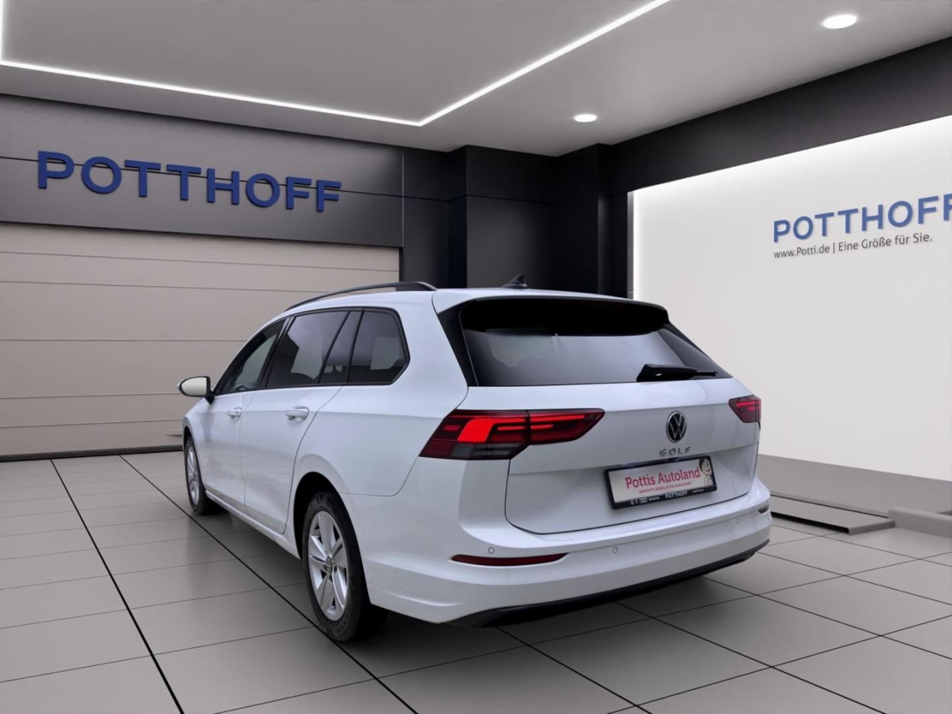 Volkswagen Golf Variant Life