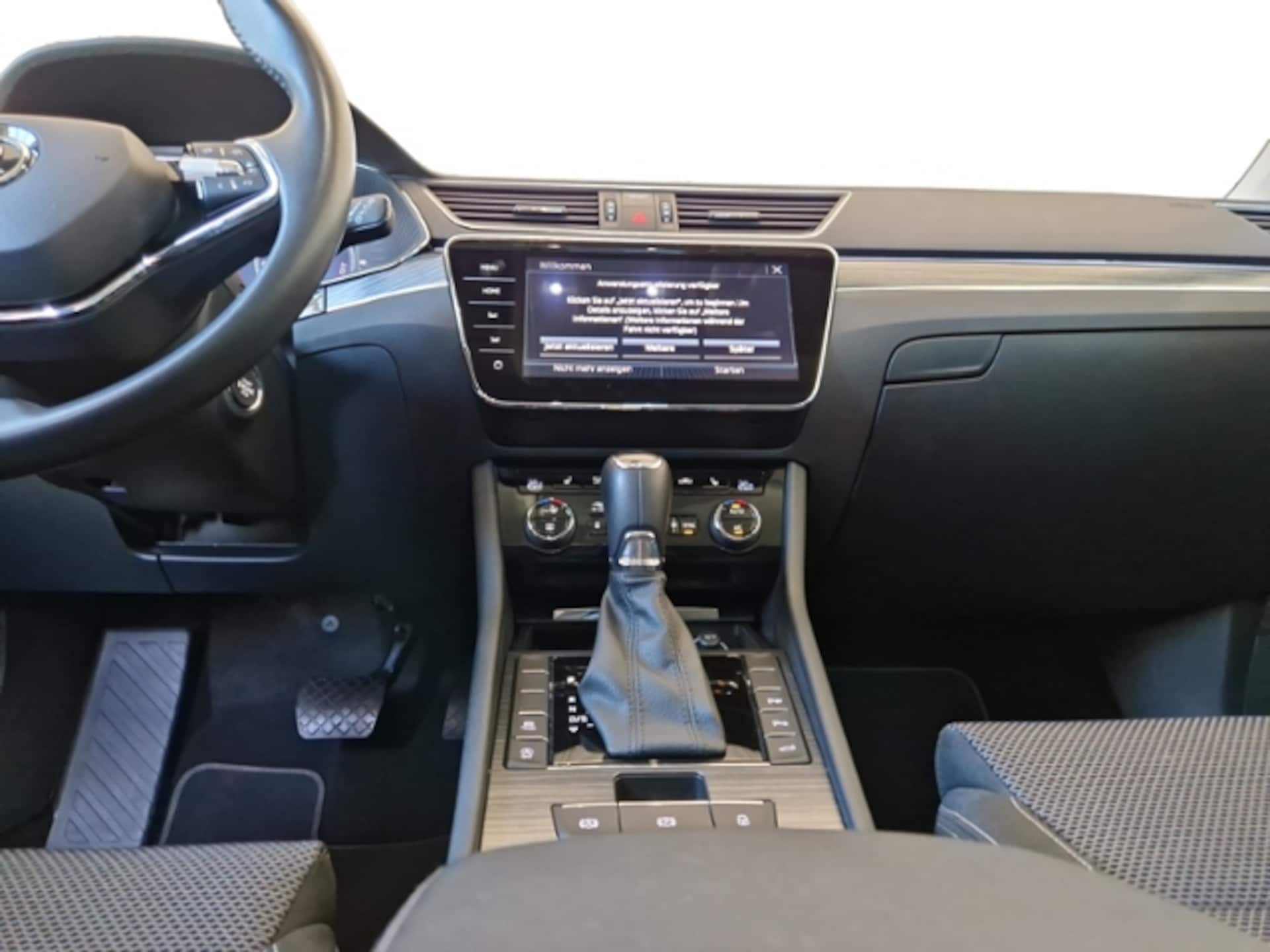 Skoda Superb Combi Style
