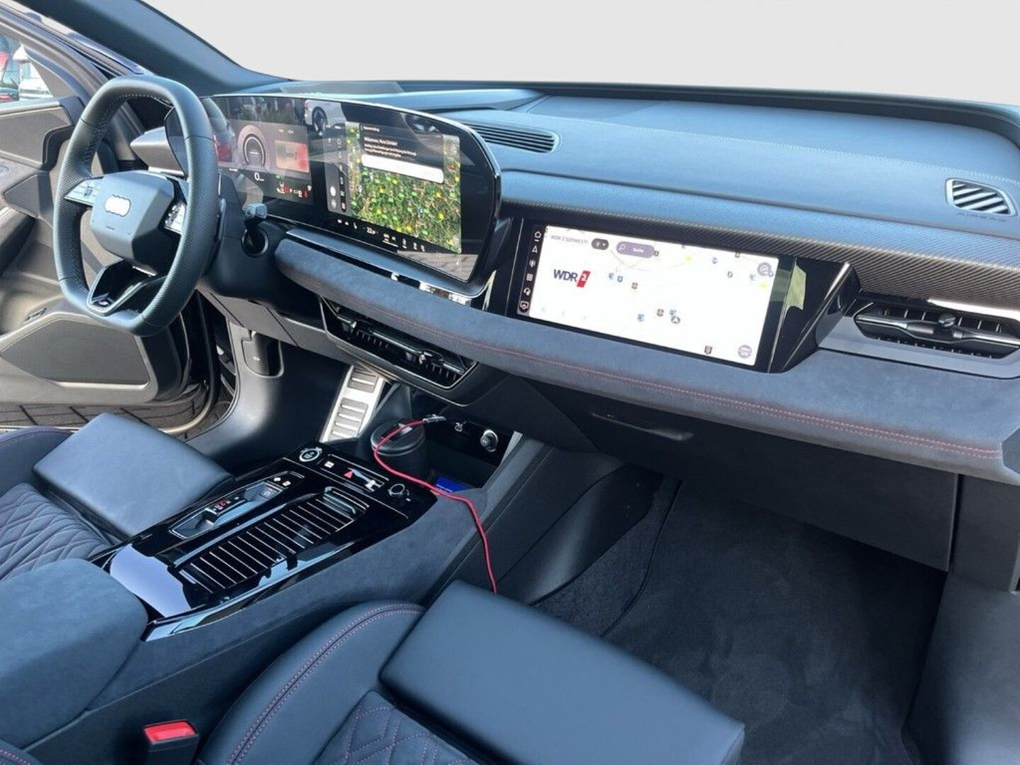 Bild über Audi Q6 SUV e-tron S line business e-tron performance 225 kW - für weitere Informationen kontaktieren Sie den Audi Partner