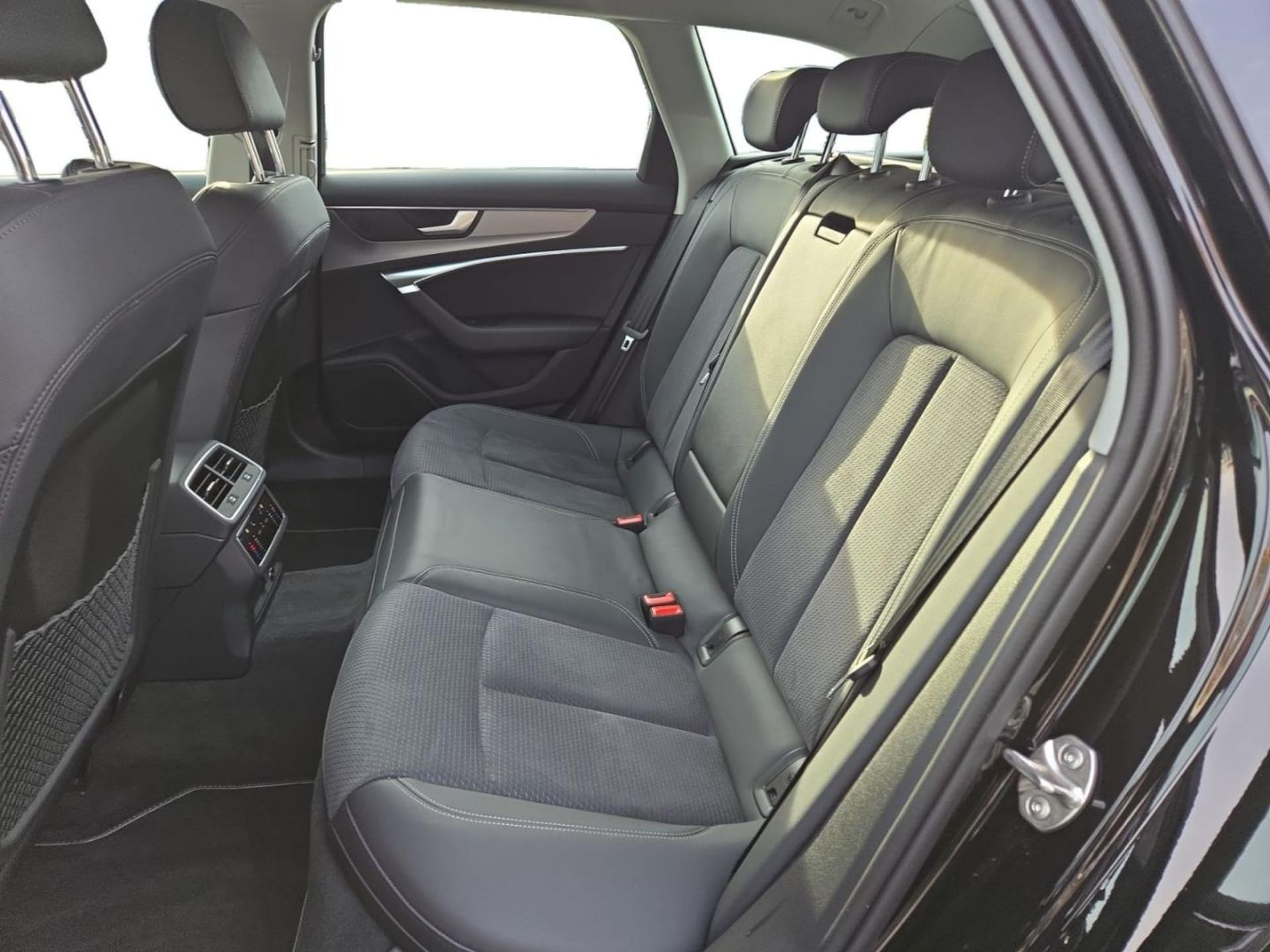 Audi S6 Avant