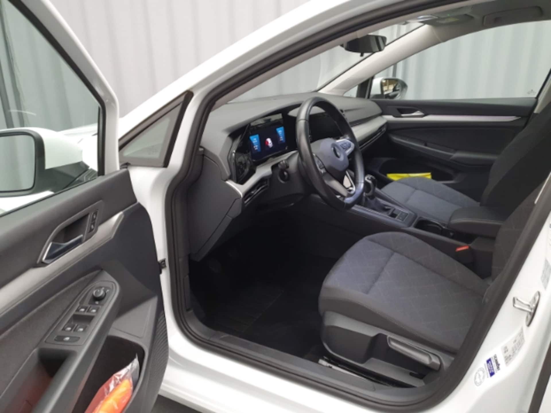 Volkswagen Golf Variant Life