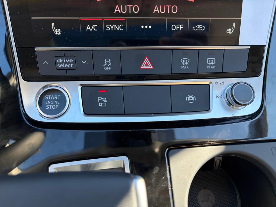 2026 Audi Q8 Premium - Photo 18