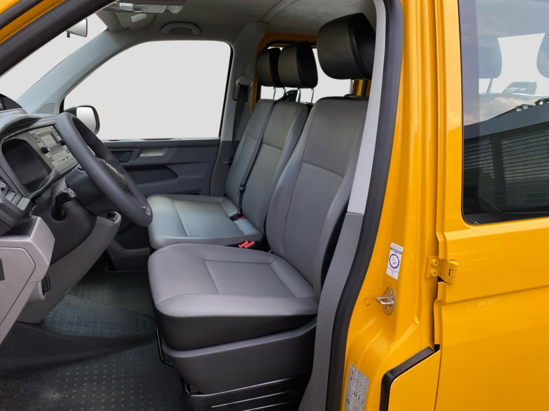 Volkswagen T6.1 Transporter Pritschenwagen Doppelkabine