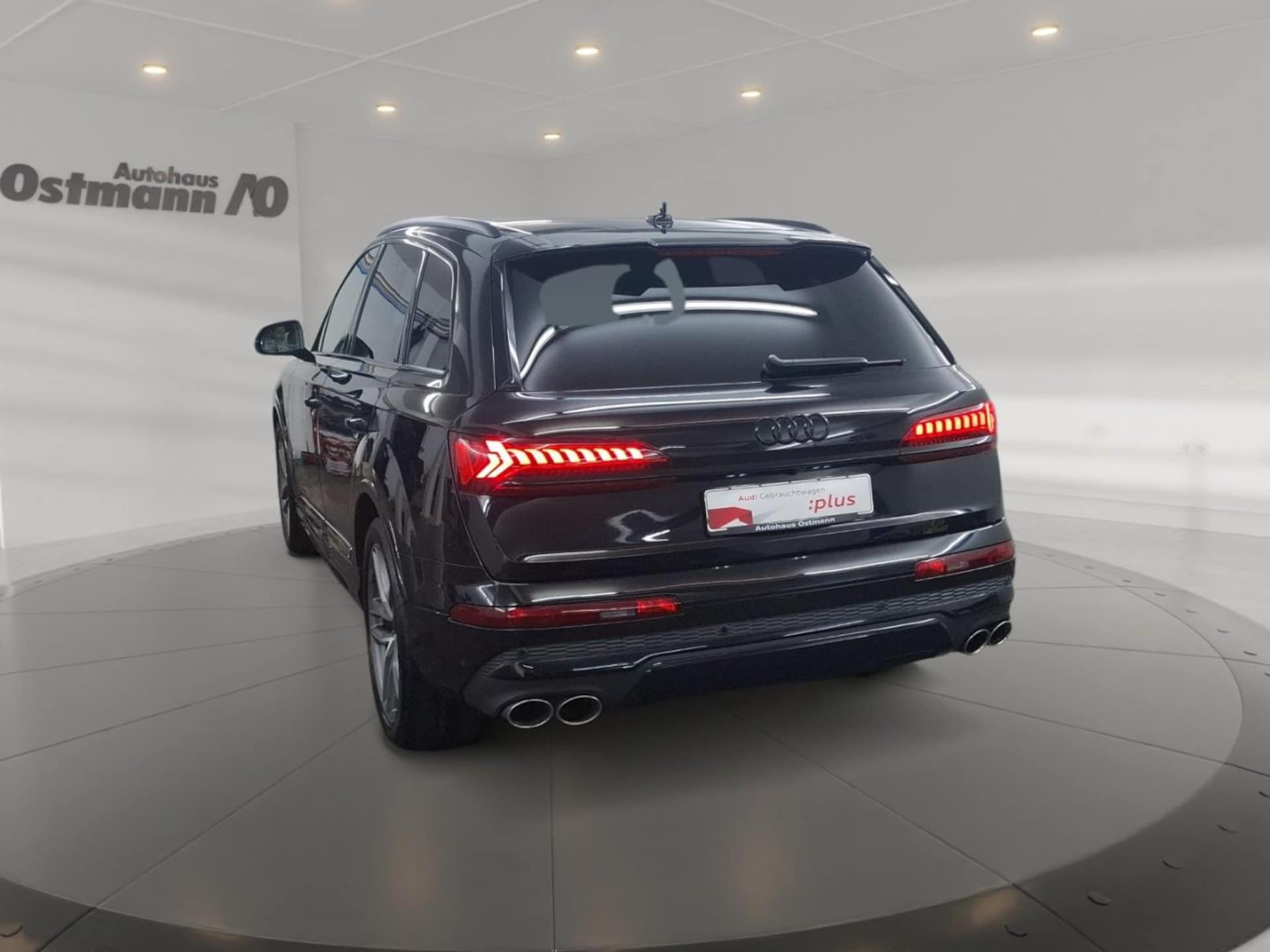 Audi SQ7 SUV