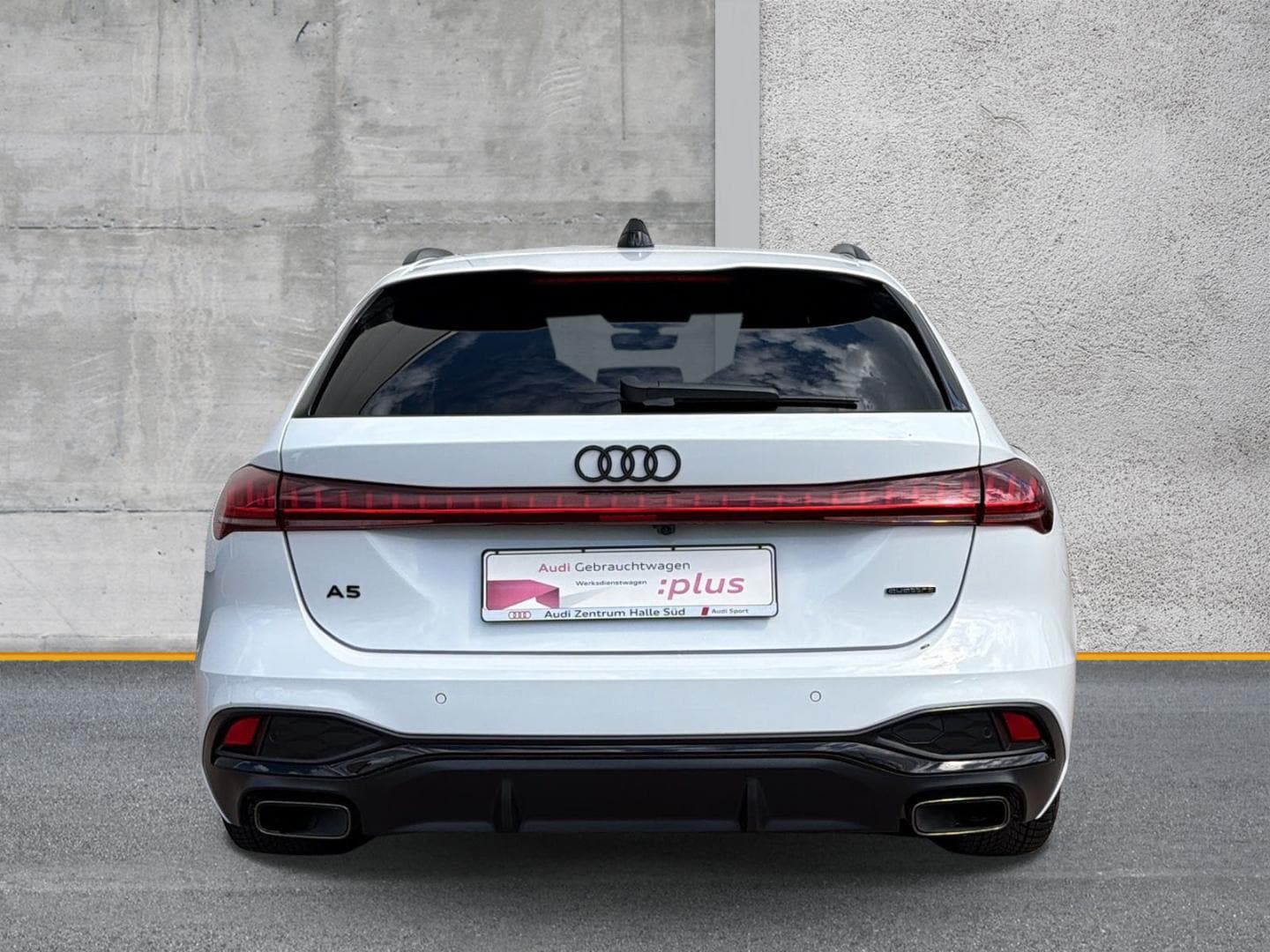 Bild über Audi A5 Avant e-hybrid e-hybrid quattro 270 kW S tronic - für weitere Informationen kontaktieren Sie den Audi Partner