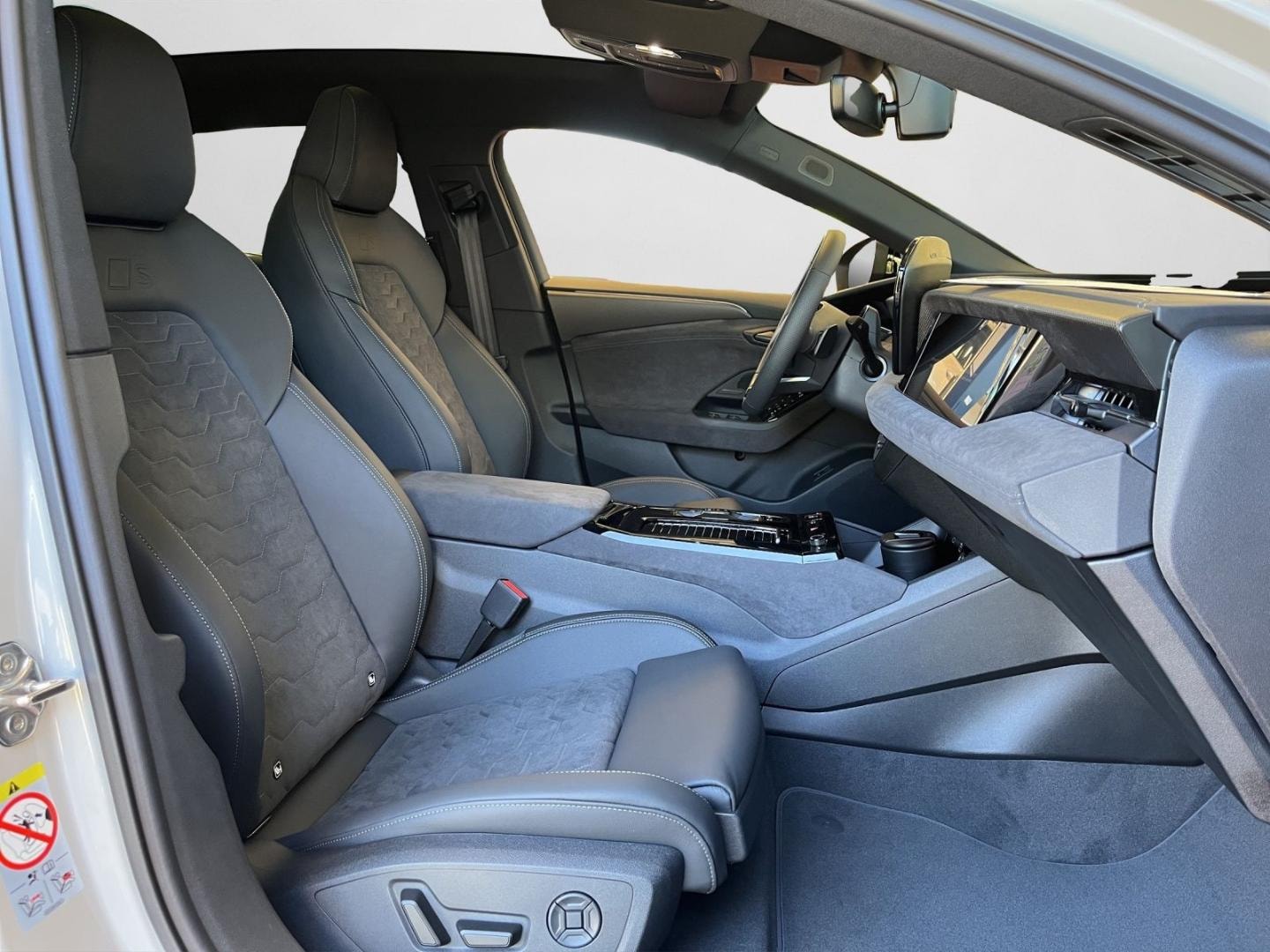 Bild über Audi A6 Sportback e-tron S line business e-tron performance 270 kW - für weitere Informationen kontaktieren Sie den Audi Partner
