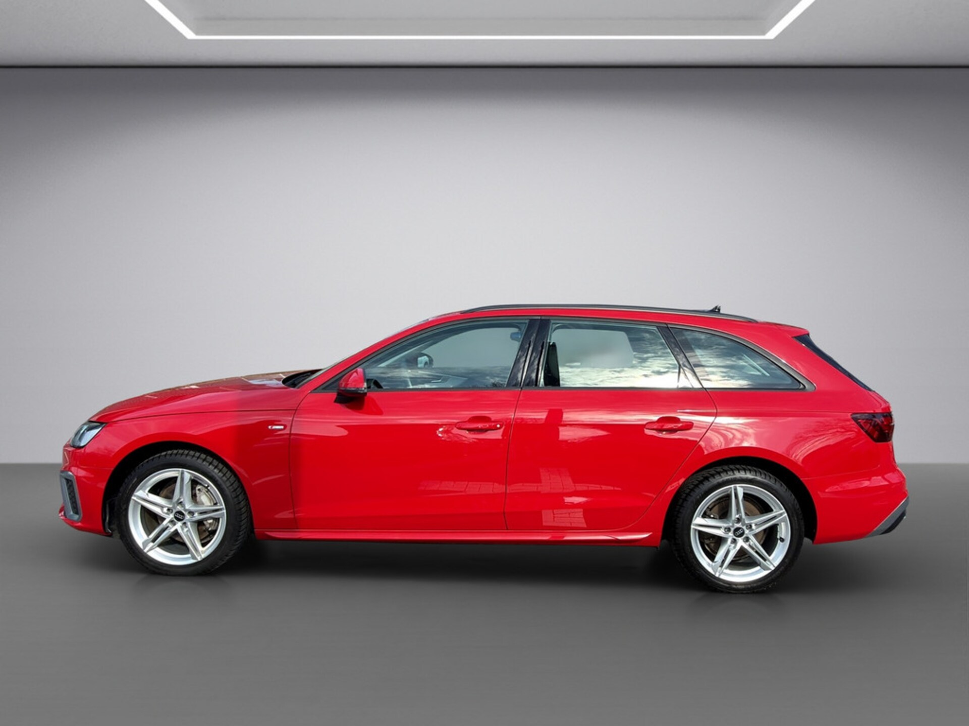 Audi A4 Avant S line