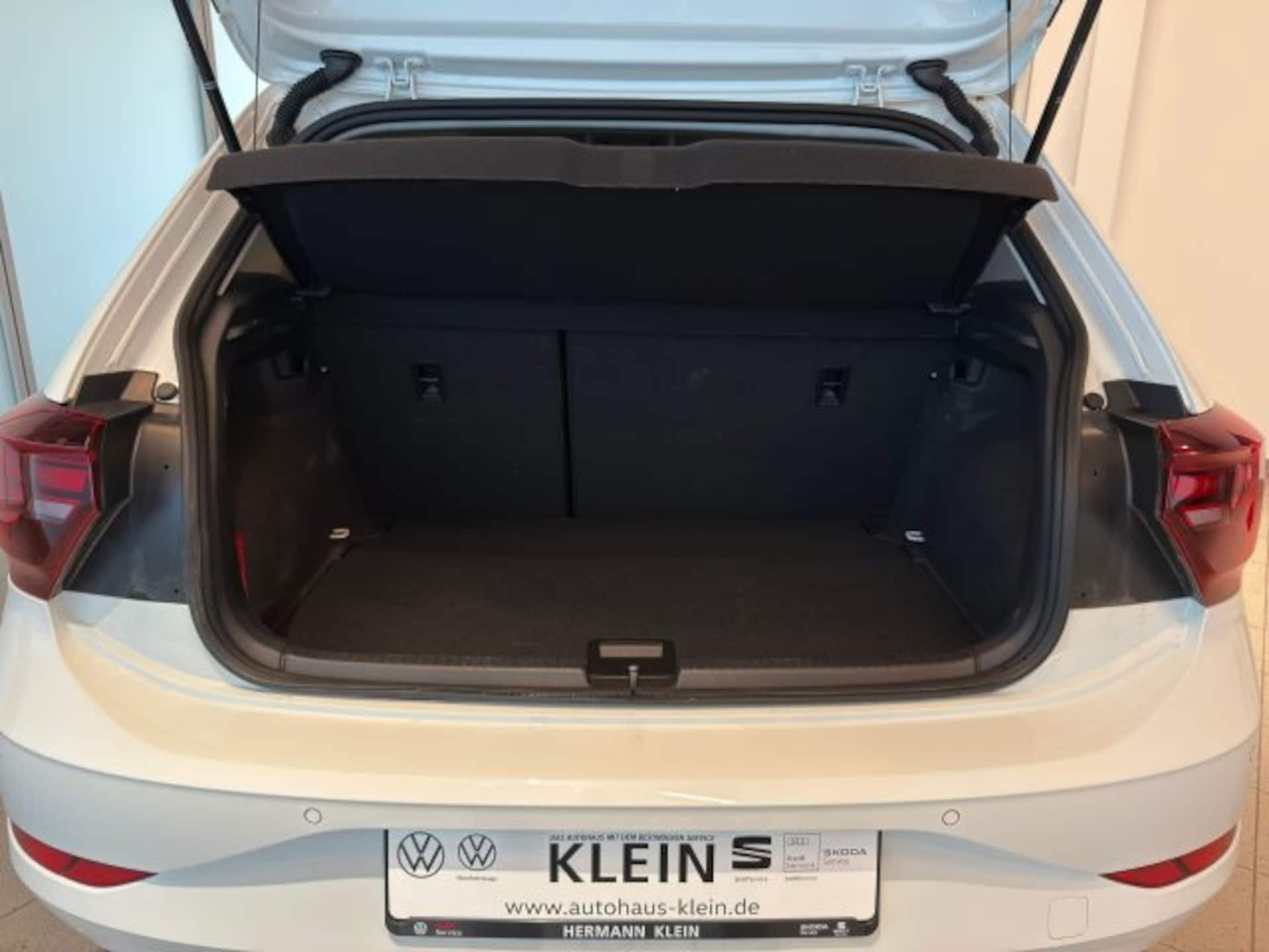 Volkswagen Polo Active