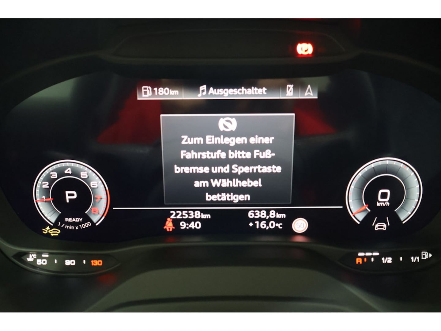 Bild über Audi Q2 S line 35 TFSI S tronic - für weitere Informationen kontaktieren Sie den Audi Partner