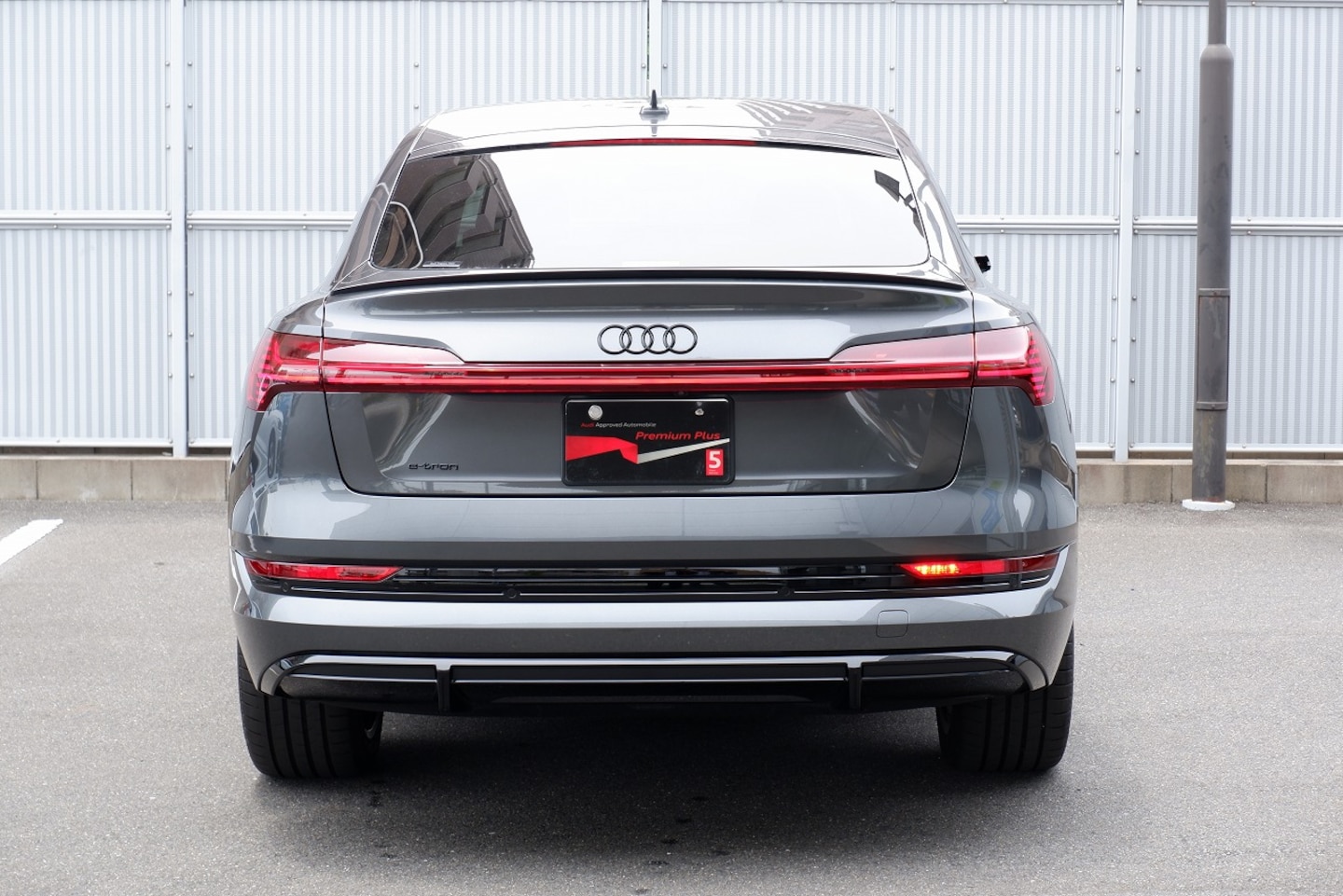 Audi e-tron Sportback 55 quattro S line 300,00 kW for more details contact your dealer