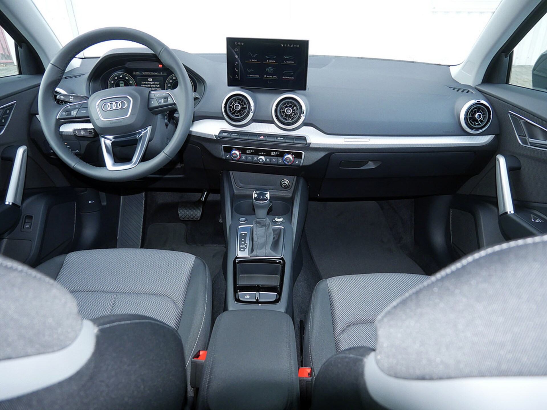 Audi Q2 S line