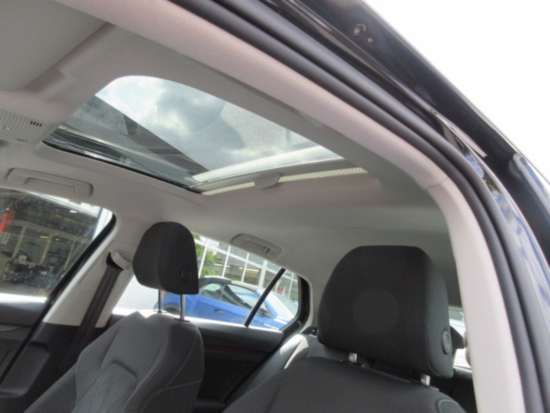 Volkswagen Golf Style