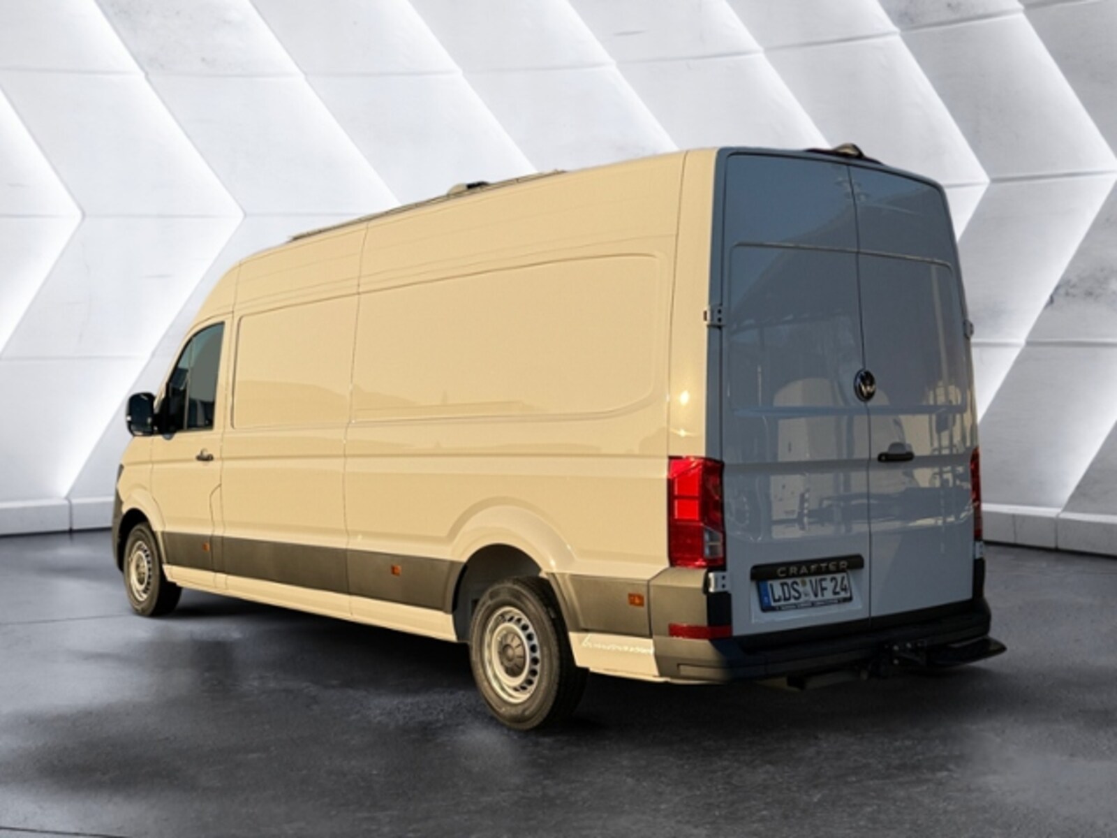 Volkswagen Crafter Kasten langer Radstand – Bild 3