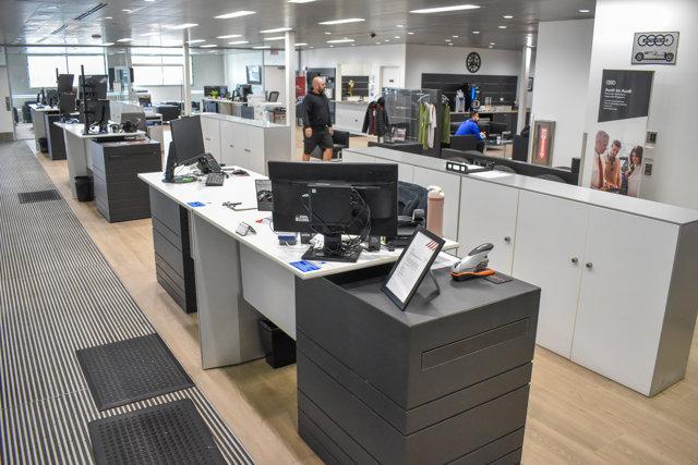 2021 Kia K5 LXS - Photo 39