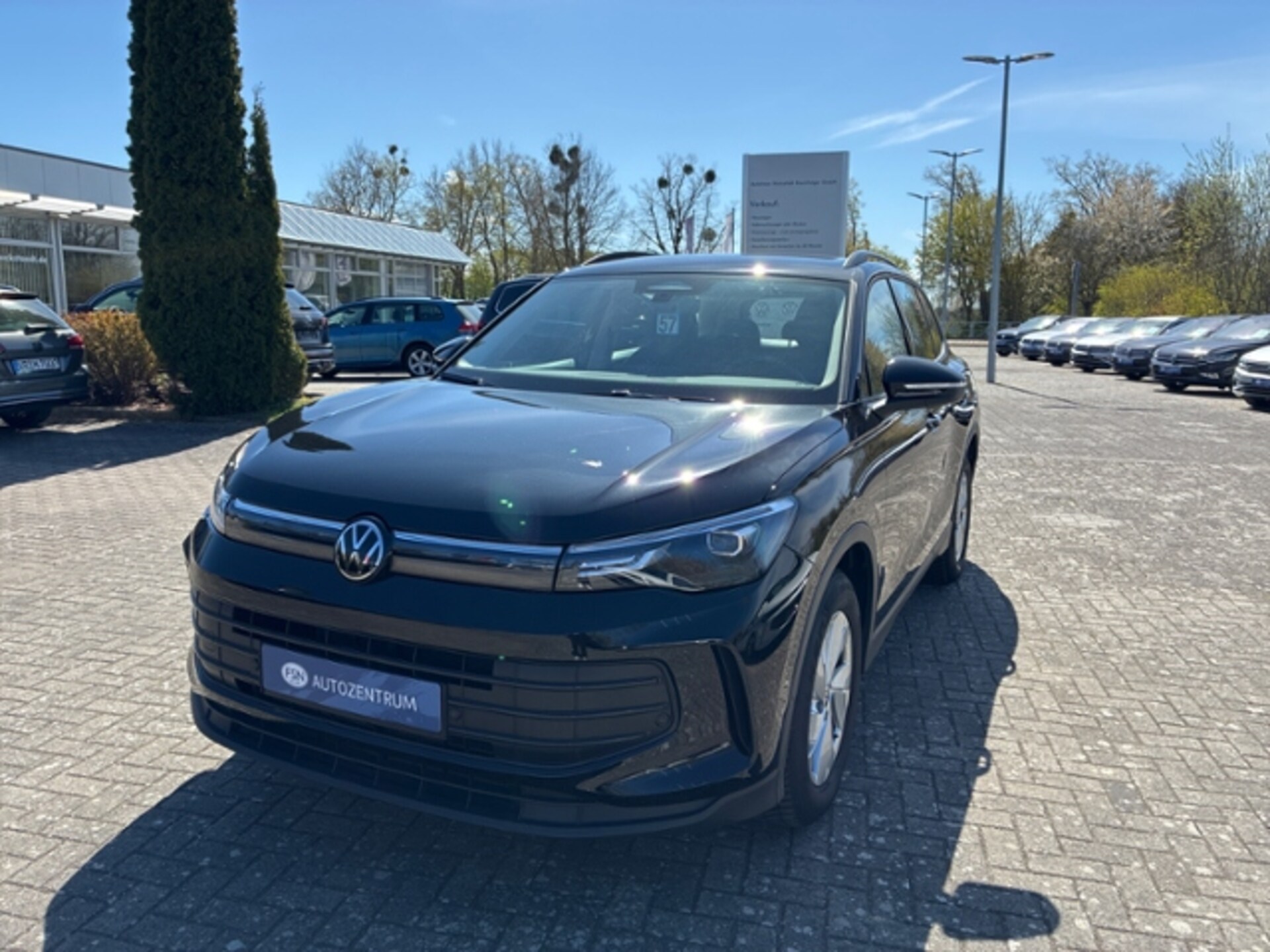 Volkswagen Tiguan Basis-Modell