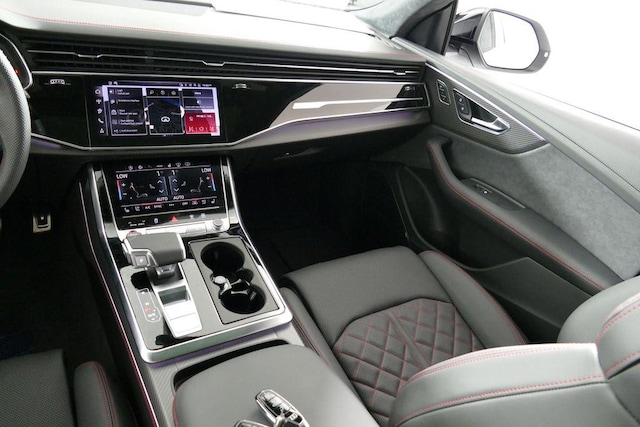 2026 Audi SQ8 Prestige - Photo 24