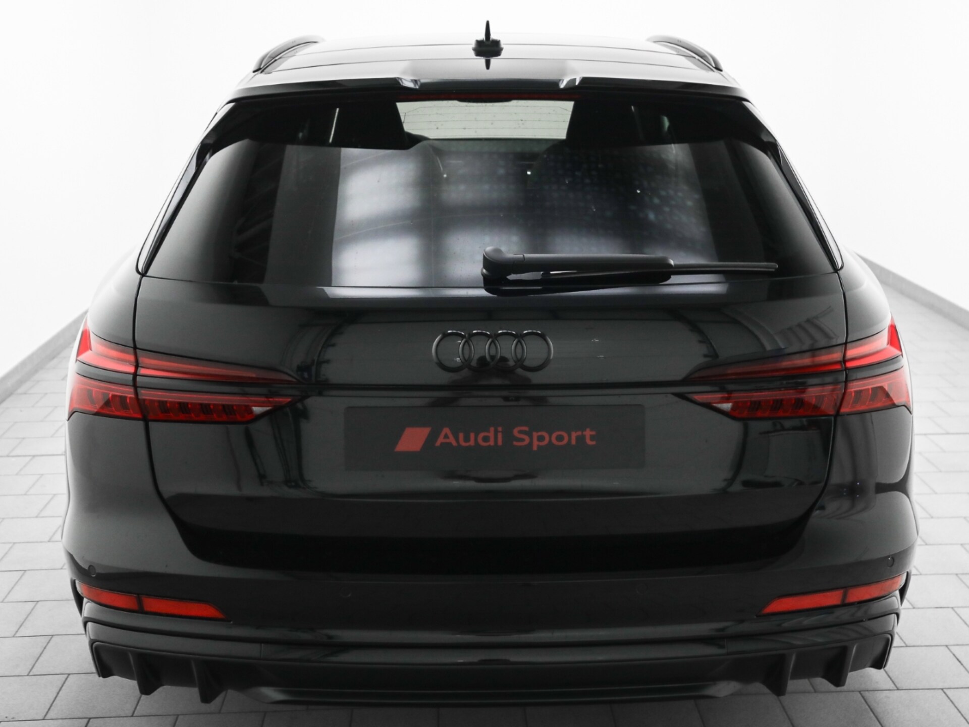 Audi S6 Avant